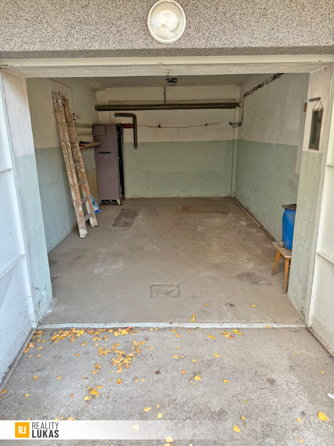 7eea54c2-a997-4ebe-8445-efa3c089d88e